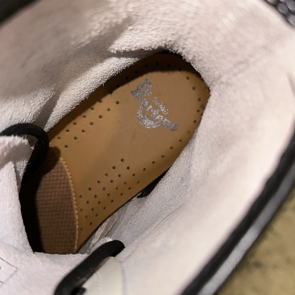 Dr Martens Doc white w yellow stitching 8 eyelet boot sz 7 - Picture 8 of 13